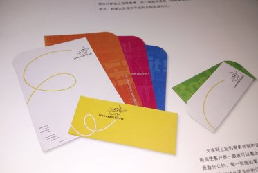 濟(jì)南畫冊(cè)設(shè)計(jì)-折頁、封套應(yīng)該怎么設(shè)計(jì)